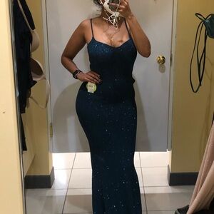 Elegant Teal Evening Gown